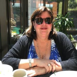 Meet your Posher, Liz